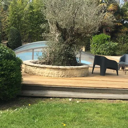 La Tourelle Avec Piscine Chauffee - 5 Mn De La Et Cabourg *