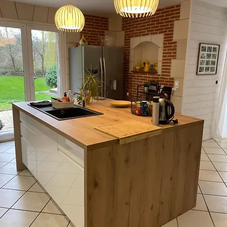펜션 La Tourelle Avec Piscine Chauffee - 5 Mn De La Et Cabourg