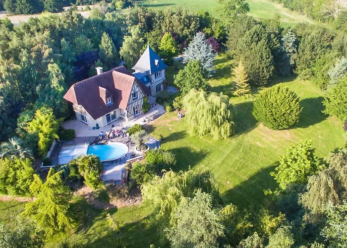 Casa vacanze La Tourelle Avec Piscine Chauffée - 5 Mn De La Et Cabourg *